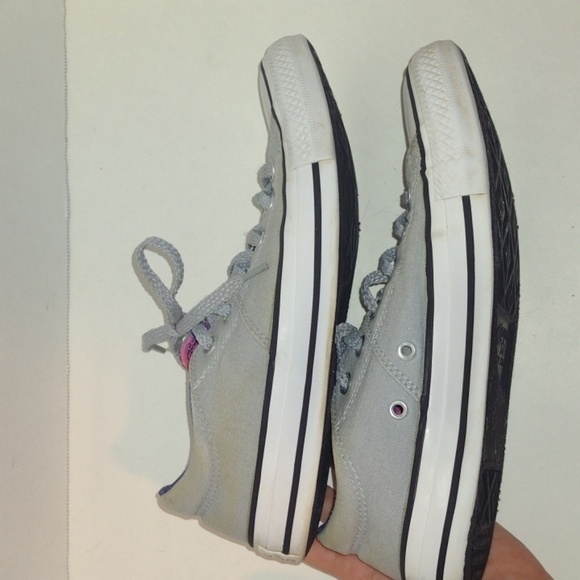 CONVERSE Gray reverse Galaxy size 8 and 1/2 women's - Picture 5 of 12